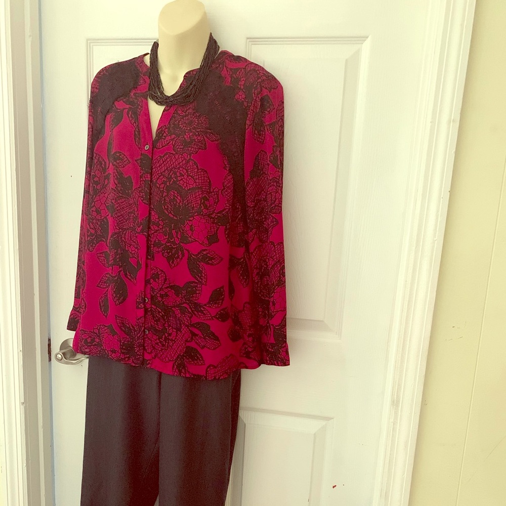 Floral Print Button Blouse